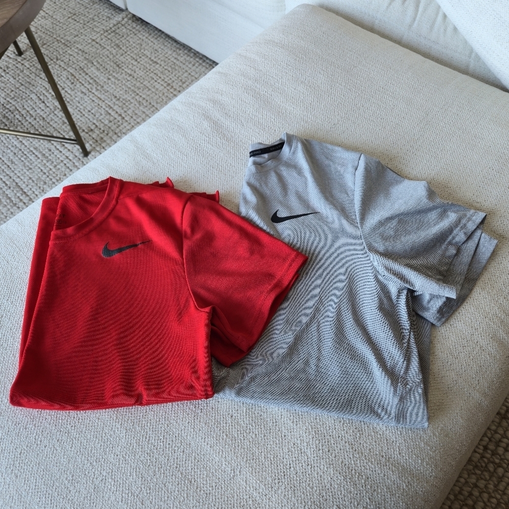 Bundle Nike Red-EUC dri-fit t shirt Grey-Good Condition Workout Casual Travel